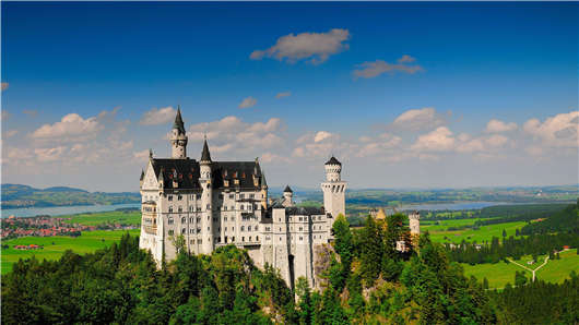 <a style='color:#268bd1;cursor:pointer;' href='/ymfl.html'>德國移民福利</a>盤點