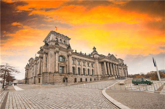 德國與國內(nèi)教育的不同在于充分最終孩子的決定！